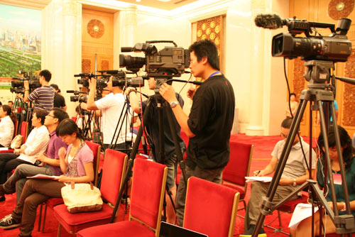 媒体记者现场报道――中国广播网