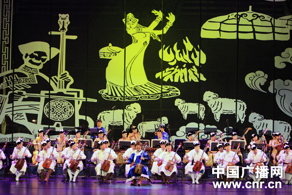 马头琴齐奏《赛马》