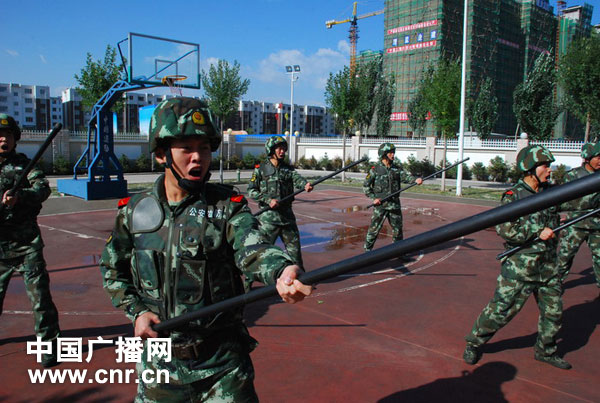 宁夏边防总队举行中阿经贸论坛安保反恐演练