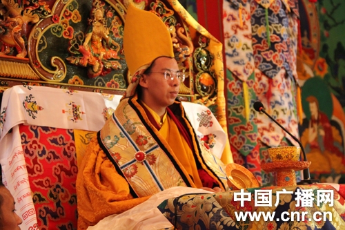 班禅额尔德尼·确吉杰布主持西藏佛学院开光仪式