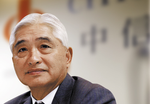 香港证监会起诉荣智健 为4500股民讨19亿赔偿