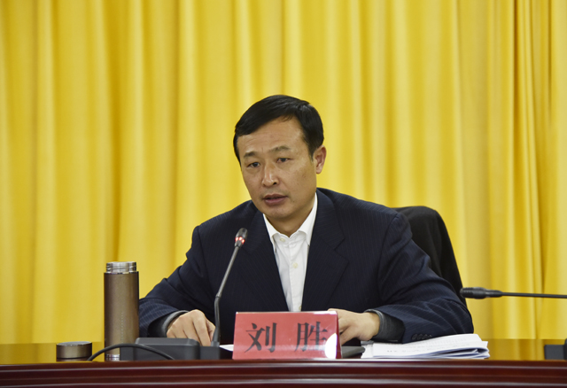 霍邱县脱贫攻坚工作推进会召开