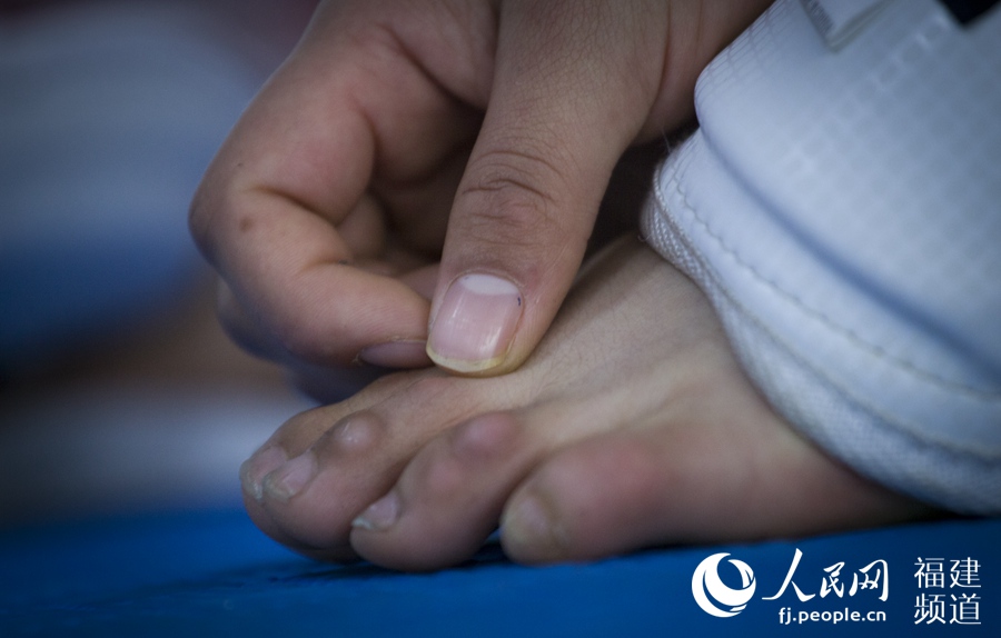 "00"后女孩周慧珍:跆拳道是我一辈子的梦