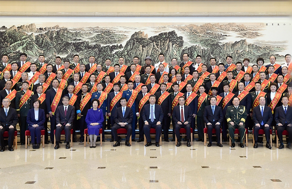 习近平主持中央政治局常务委员会会议并发表重要讲话