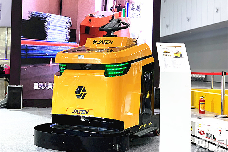 从产品卖不出到逐鹿全球市场,嘉腾机器人是如何做到的?_央广网