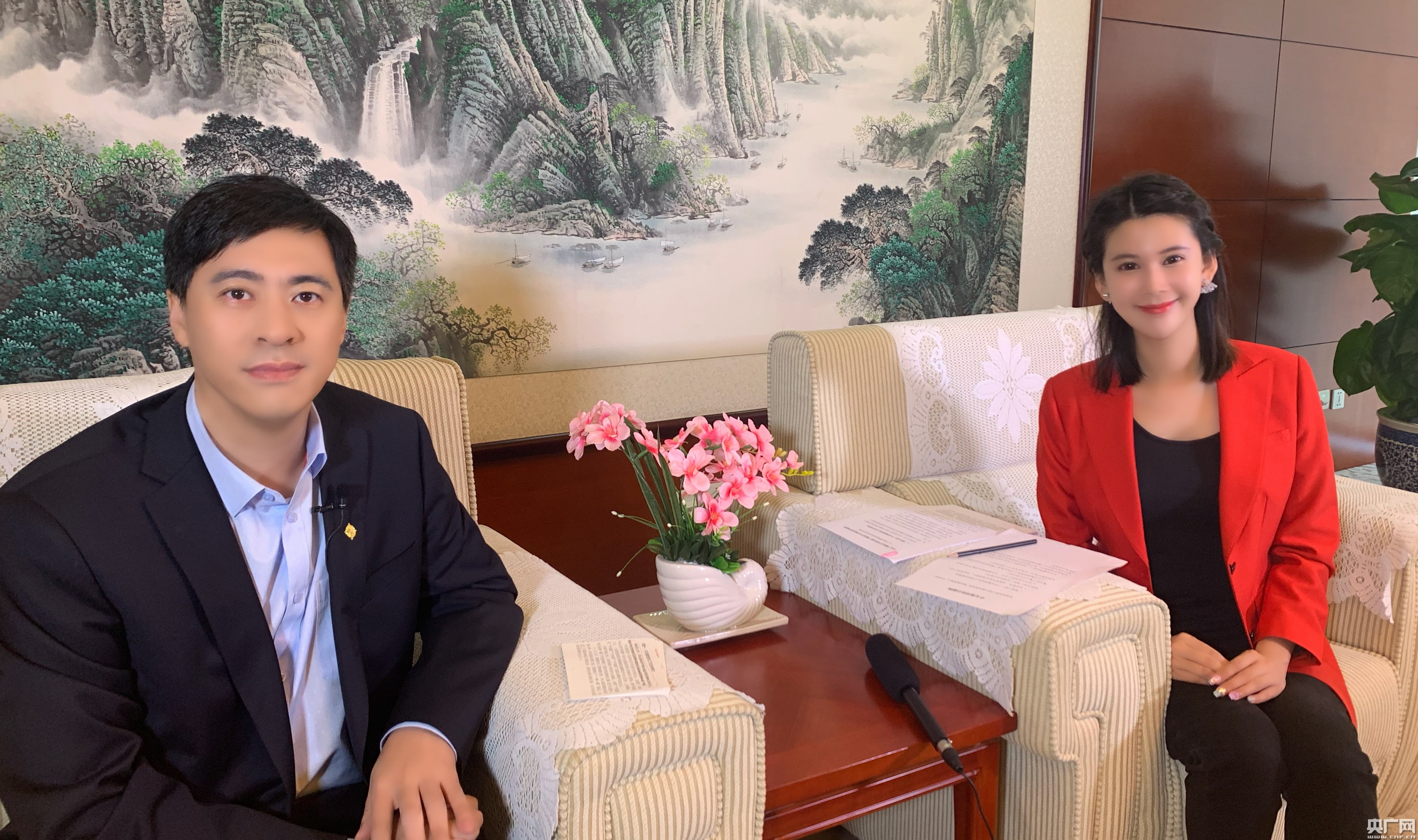 【专访】中国交建党委常委副总裁裴岷山:走好最后一公里 打好脱贫攻坚