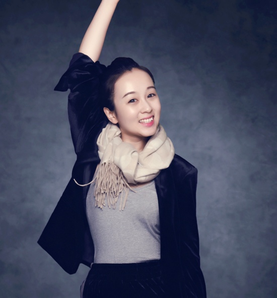 食遇节目主持人:姚瑶