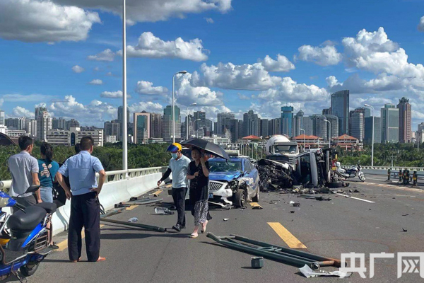 海口世纪大桥交通事故认定公布:醉驾司机全责