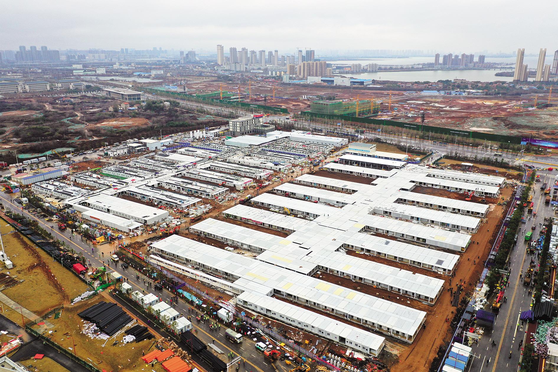 武汉雷神山医院开展验收逐步移交