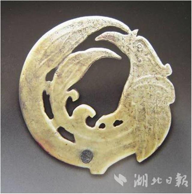 极目楚天  刘辉认为,在屈家岭文化-石家河文化时期,长江中游地区已经