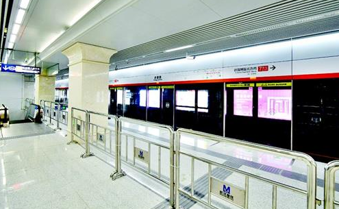 武汉中心城区三线换乘地铁站露全貌 香港路站最快20秒可换乘