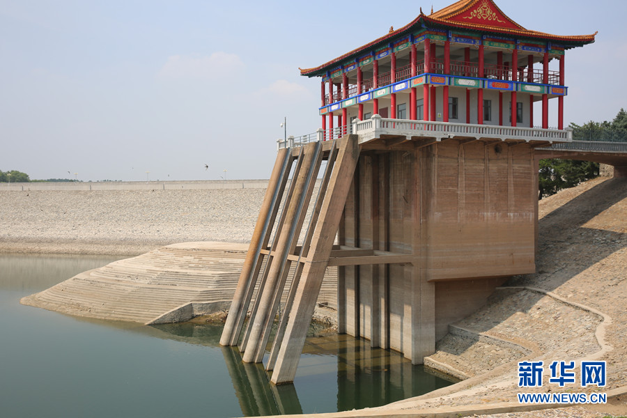 图为大伙房水库输水洞,为浑河流域提供农业灌溉和生态用水.