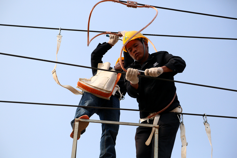 接触网工技能大赛落幕 全力打造精兵强将