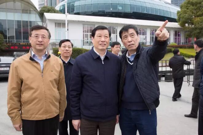 应勇调研杨浦虹口滨江贯通工程:注重风貌整体性和文脉传承性,提升公共