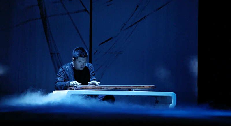 古琴表演艺术家卓然