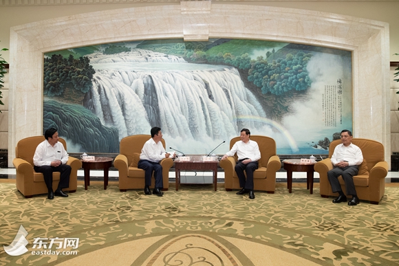 市委副书记,市长应勇昨天分别会见了由西藏自治区政府副主席,日喀则