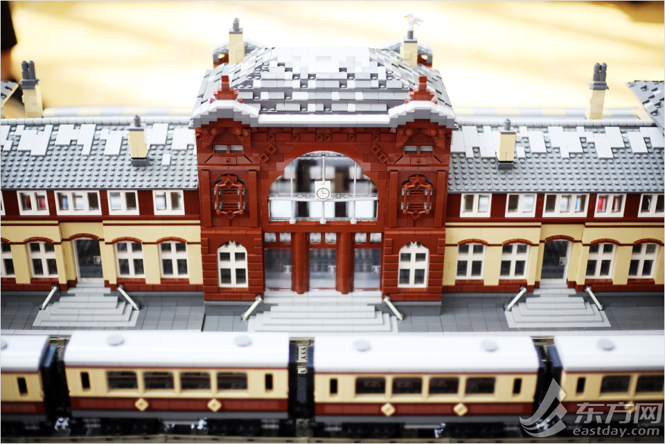 火车站是乐高玩家们经常挑战的场景.