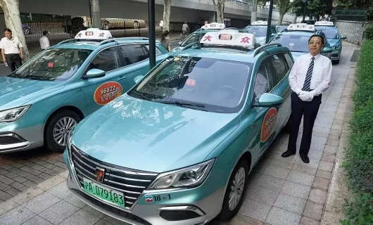 里面清晰标注了展会期间主场馆附近仅有的两处出租车下客点