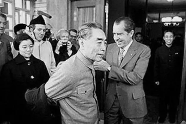 头道鲜  1954年4月24日,   周恩来率领中国政府代表团出席日内瓦会议