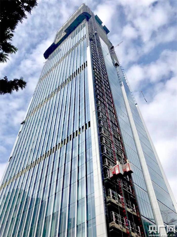 上海建工建成云南第一高楼