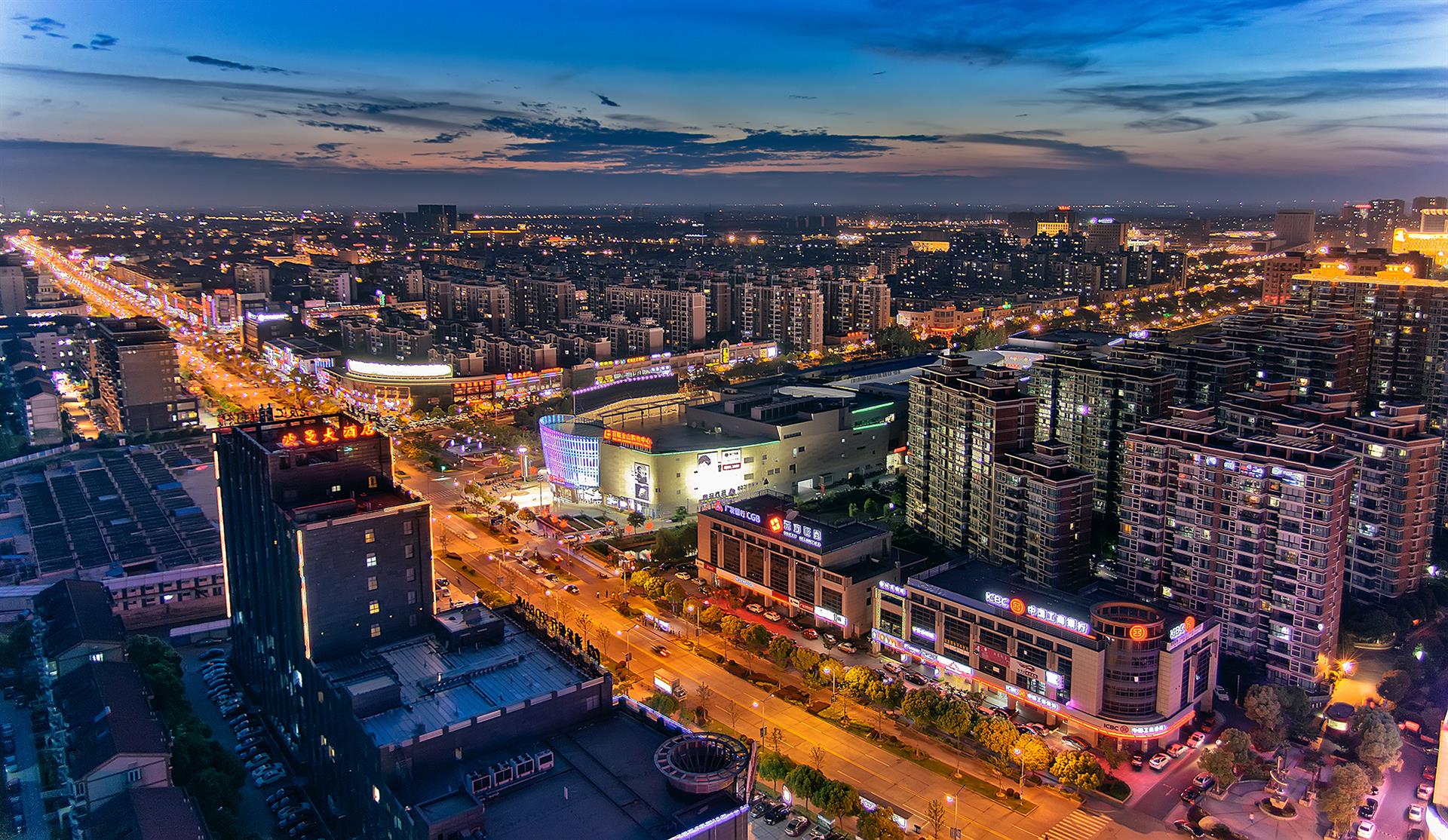 品区年度词从老农民变为新网红金山吸睛也吸金