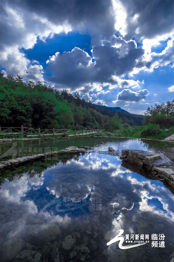 山西隰县——传奇紫荆山之石马沟