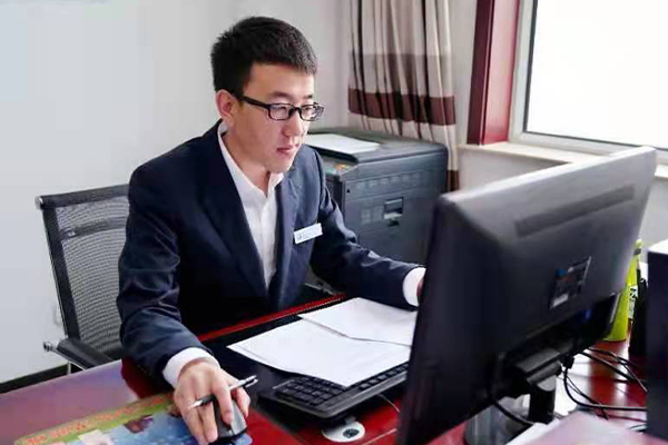 原平经济技术开发区引进的高层次人才孟德智  (央广网 发 霍斌 摄)