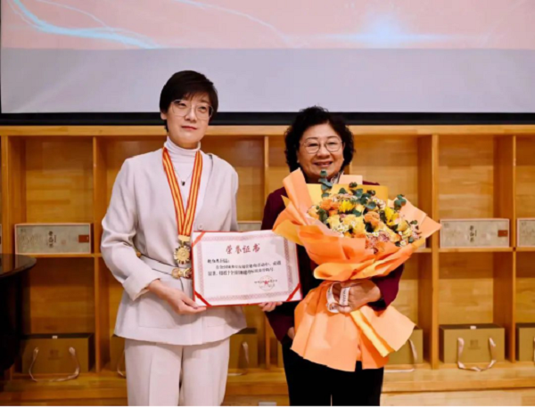 主任,陕西瀛久律师事务所主任赵红艳律师荣获"全国巾帼建功标兵"称号