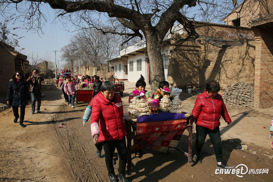 大荔羌白镇阿寿村做花馍纪念药王孙思邈