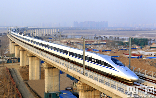 品牌陕西           作为全国劳模,范增国在观影