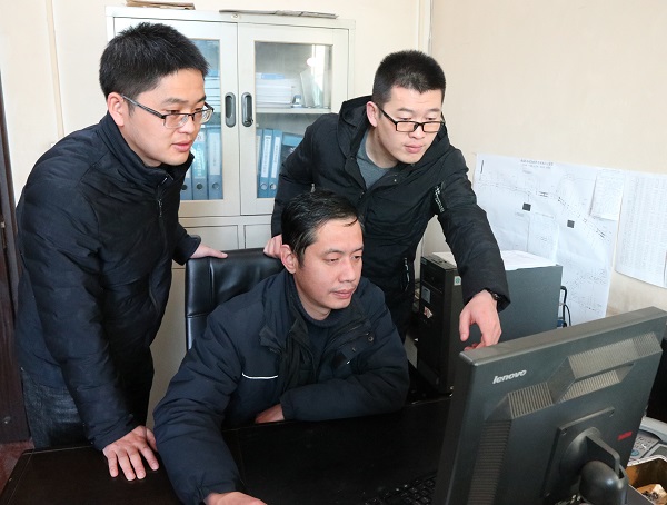 韩城车务段干部职工学习道路交通安全知识