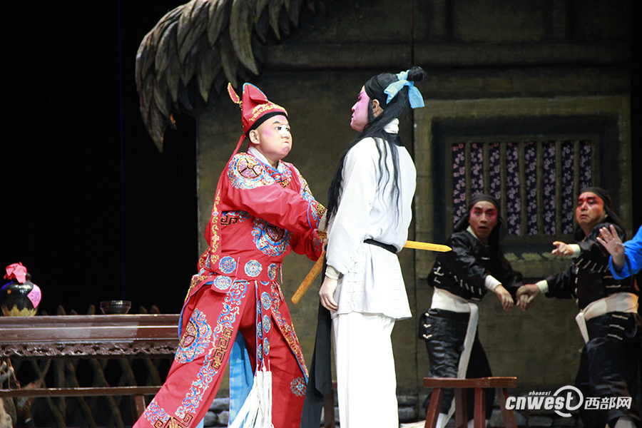 秦腔新编历史剧《金麒麟》在易俗大剧院上演