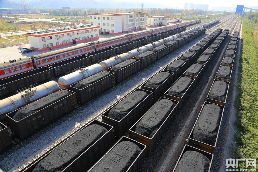 运煤专列 榆林市供图