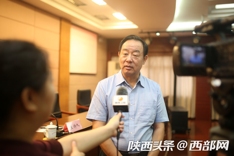 陕西师范大学国际汉学院院长张建成教授接受采访.