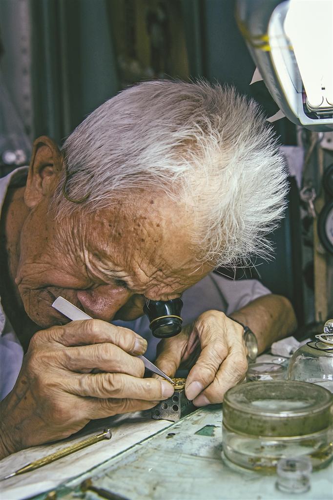 钟表里的光阴故事