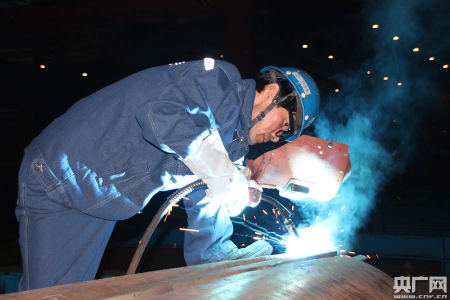 焊工李红波:从农民工到焊接高手