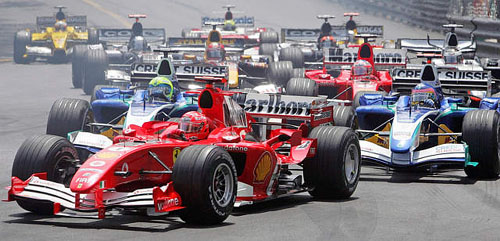 图文-F1摩纳哥站正式比赛舒马赫陷入混战