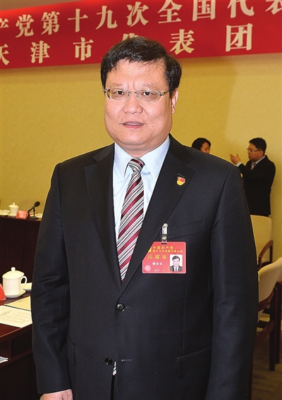 今日天津  贾凤山代表   优化结构激活优势 实现首善之"为"   "以首善