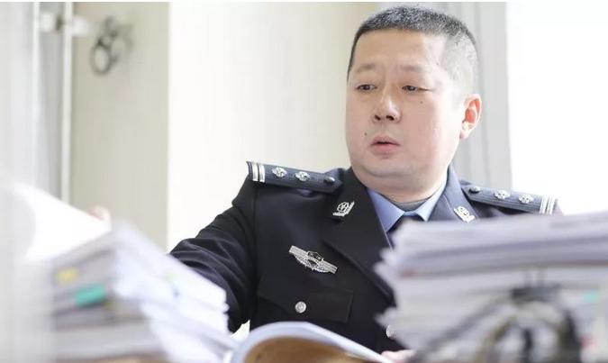 与白血病抗争的扫黑除恶先锋——记天津市公安局河北分局民警张雷