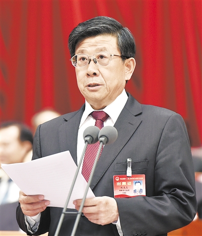 河北省十二届人大六次会议在石举行