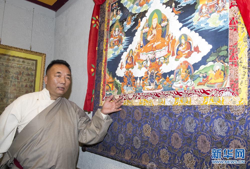 西藏工艺美术大师龙桑