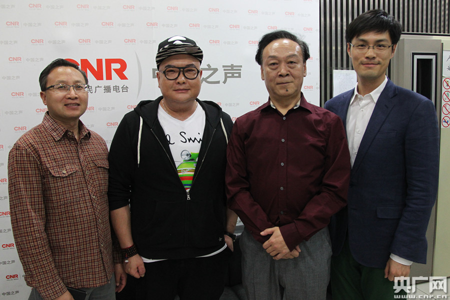 总政话剧团团长王宏话剧老汤主演范军做客中国大舞台