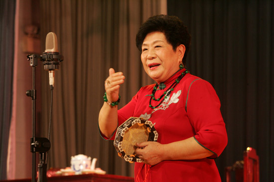 单弦艺术家马增慧曾获第七届中国曲艺牡丹奖终身成就奖